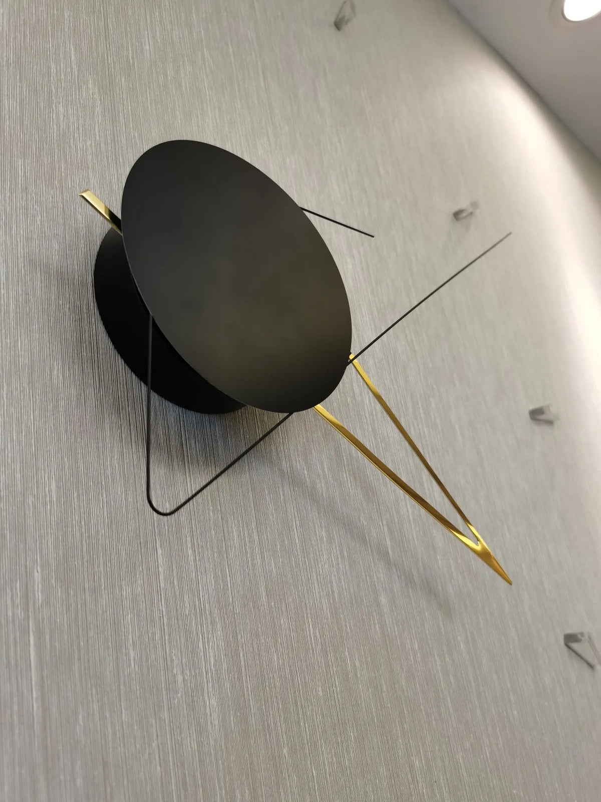 Orbita Frameless Wall Clock